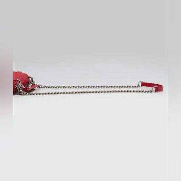 LOUIS VUITTON
Red Quilted Leather New Wave Chain PM Bag/Gently used - Picture 9 of 12